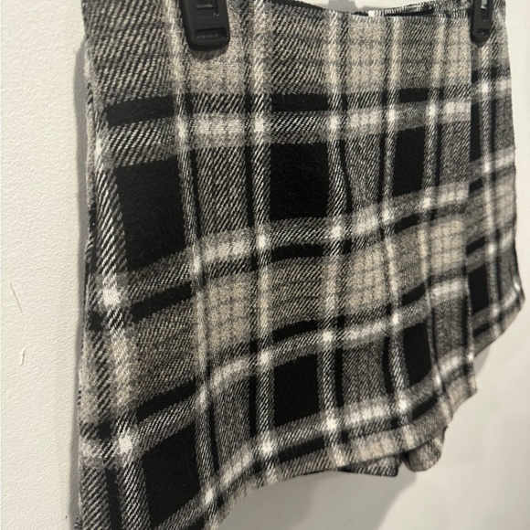 Forever 21 Black and Gray Plaid skort Y2K - Picture 3 of 8